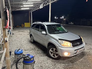 бенза бак: Toyota RAV4: 2005 г., 2 л, Автомат, Бензин, Кроссовер — 2