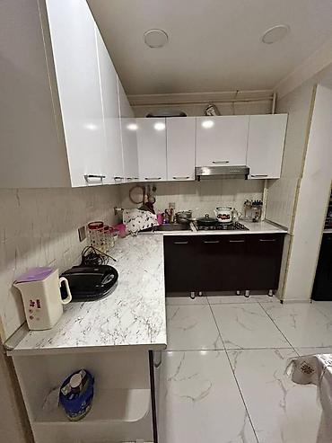 ev 10: Bakı, Yasamal, 4 otaqlı, Köhnə tikili, m. İnşaatçılar, 97 kv. m — 8