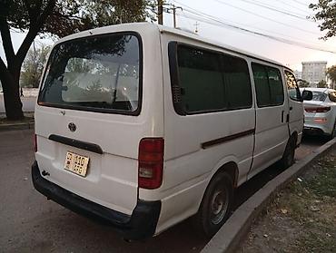 нексия 1999: Toyota Hiace: 1999 г., 2 л, Механика, Бензин, Фургон — 6