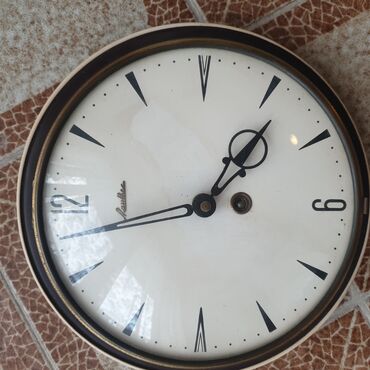 Antikvarni satovi: Starinski satovi