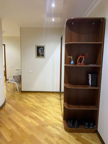 Yeni tikili: Bakıxanov qəs., 2 otaqlı, Yeni tikili, 80 kv. m -da lalafo.az — 11 Yeni tikili: Bakıxanov qəs., 2 otaqlı, Yeni tikili, 80 kv. m — 11