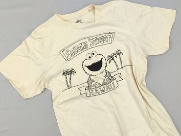 Women's Clothing: Pull and Bear, Women`s T-shirt, size S (EU 36)