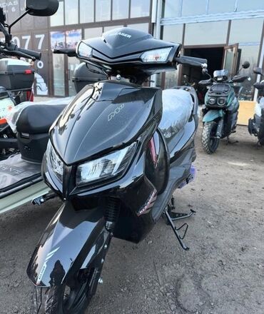 Скутеры: Скутер Suzuki, 150 куб. см, Бензин, Новый, В рассрочку