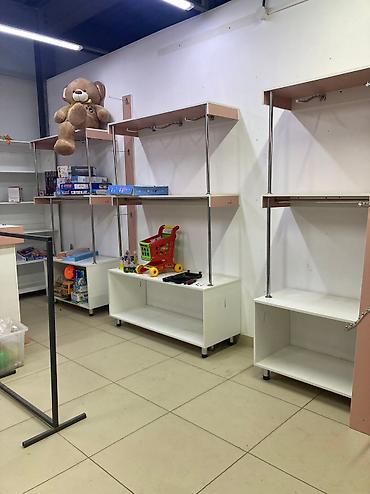 детские вещи с: Продаю мебель для детского магазина 
Срочно ‼️ — 3