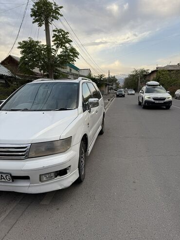 хабы на делику: Mitsubishi Chariot: 2000 г., 2.4 л, Автомат, Бензин, Минивэн