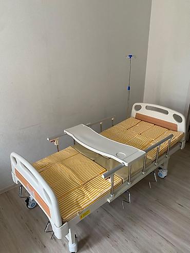 Медицинское оборудование: Много функциональный кровать для лежащих больных пользовались только — 2