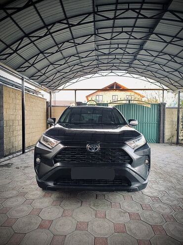 Toyota: Toyota RAV4: 2019 г., 2.5 л, Автомат, Гибрид, Кроссовер