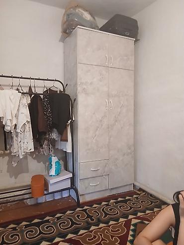 silver kitchen: Комплект офисной мебели, Б/у, Шкаф, Дерево, цвет - Коричневый — 1