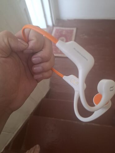 кольцевой лампа: Вакуумдук, Sennheiser, Колдонулган, Электр зымсыз (Bluetooth), Спорт менен машыгуу үчүн