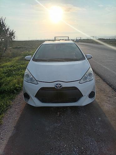 Toyota Aqua: 1.5 l | 2017 il Hetçbek