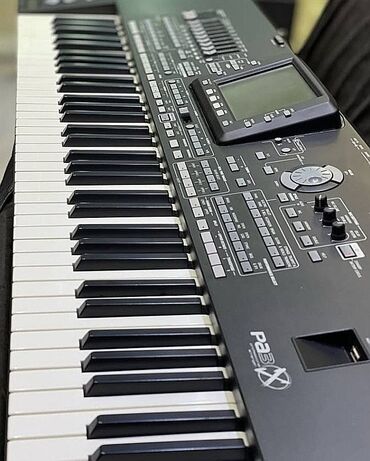 korg pa 1x: Sintezator, Korg