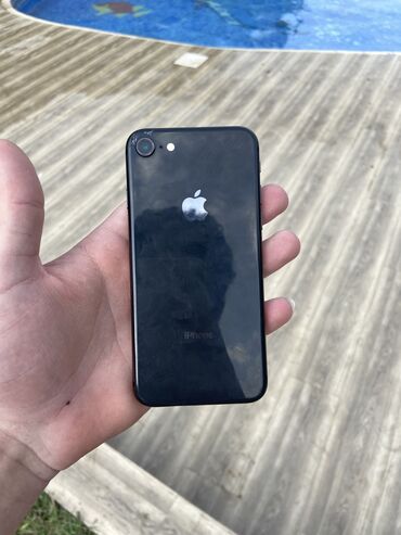 вытяжка 1000 куб м: IPhone 8, 64 GB, Barmaq izi