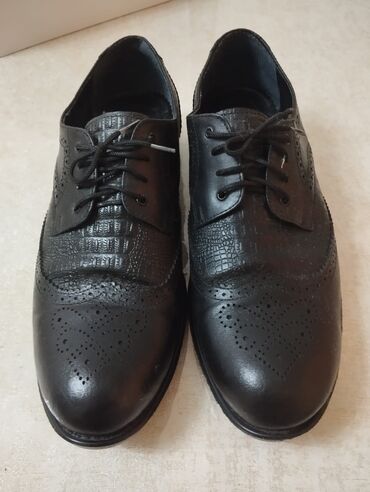 Ayaqqabılar: Ayaqqabı 1 gun 5 saatlıq geyinilib bəylik 43 razmer 89 azn alınıb -da lalafo.az — 11 Ayaqqabılar: Ayaqqabı 1 gun 5 saatlıq geyinilib bəylik 43 razmer 89 azn alınıb — 11