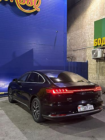 BYD: BYD E9: 2021 г., Автомат, Электромобиль, Седан — 3