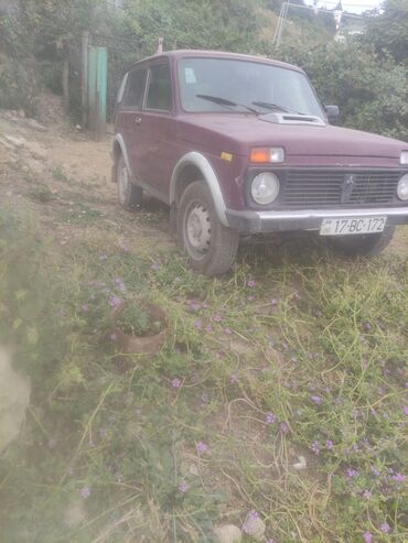 07 təkər: VAZ (LADA) 4x4 Niva: 1.7 l | 1994 il Ofrouder/SUV