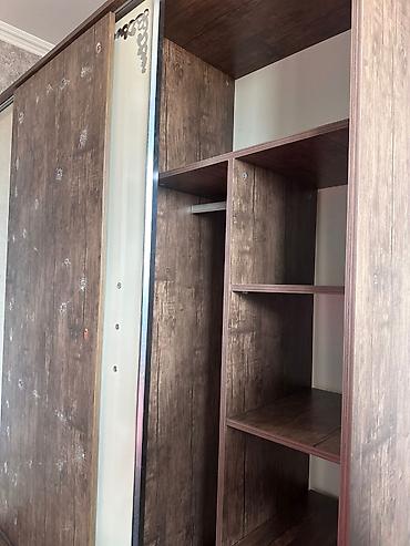 Mebel: Yatag desdi hovsandadi yaxwi veziyyetdedir. Tecili satilir. Hamsi bir — 9