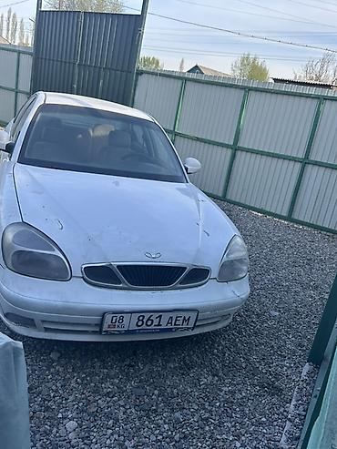 Daewoo Nubira: 1999 г., 1.6 л, Механика, Бензин, Седан