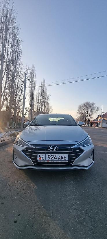 Hyundai: Hyundai Elantra: 2019 г., 2 л, Автомат, Седан — 5