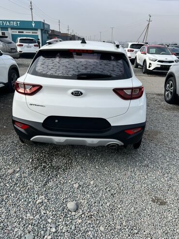 Kia: Kia Stonic: 2018 г., 1.4 л, Автомат, Бензин, Кроссовер — 4