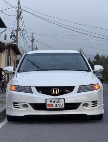 срочно продаю в связи с переездом: Honda Accord: 2003 г., 2.4 л, Автомат, Бензин, Седан