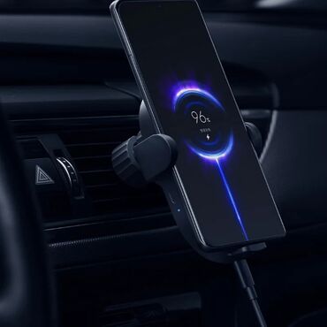 Другая автоэлектроника: Держатель с беспроводной зарядкой Xiaomi Wireless Car Charger 30W