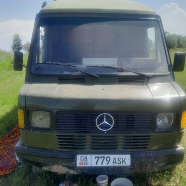 жук ташуучу унаа: Жеңил жүк ташуучу унаа, Mercedes-Benz, Стандарт, Колдонулган
