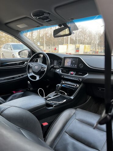 Hyundai: Hyundai Grandeur: 2017 г., 2.4 л, Автомат, Бензин, Седан at lalafo.kg — 11 Hyundai: Hyundai Grandeur: 2017 г., 2.4 л, Автомат, Бензин, Седан — 11