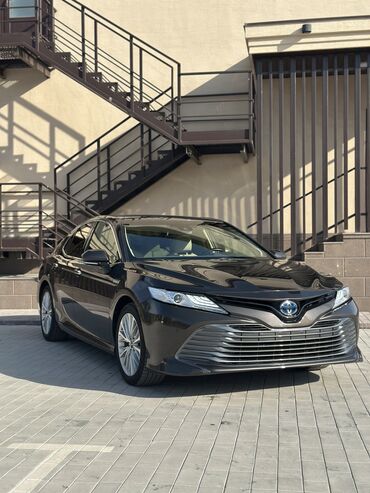 runx alex: Toyota Camry: 2018 г., 2.5 л, Автоматтык, Гибрид, Седан