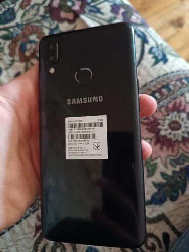 Samsung A10e, 32 ГБ, цвет - Черный