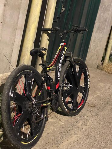 купить спортивный велосипед недорого: İşlənmiş Şəhər velosipedi 29", sürətlərin sayı: 7, Ünvandan götürmə, Ödənişli çatdırılma