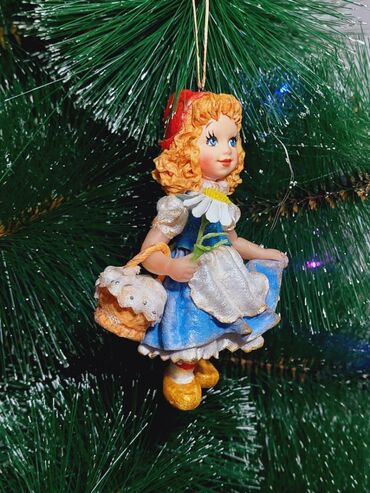 жёлтый домик: Новогодняя игрушка «Красная Шапочка» Эта очаровательная новогодняя