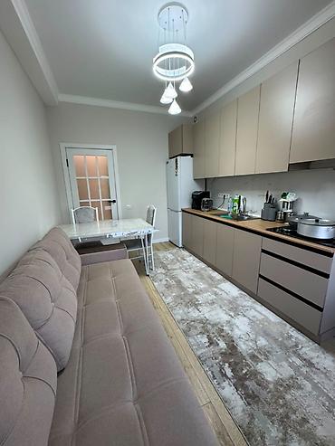 салор: 1 комната, 37 м², Азия Молл Элитка, 4 этаж, Косметический ремонт — 1