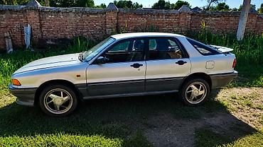 subara impreza: Mitsubishi Galant: 1990 г., 2 л, Механика, Бензин, Седан — 1