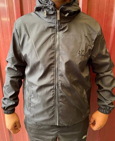 Jakne za prelazni period: Muške jakne za jesen tanji S,M,L,XL,XXL veličine za 5500 din
pb — 3