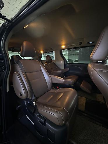 Toyota: Toyota Sienna: 2019 г. — 8