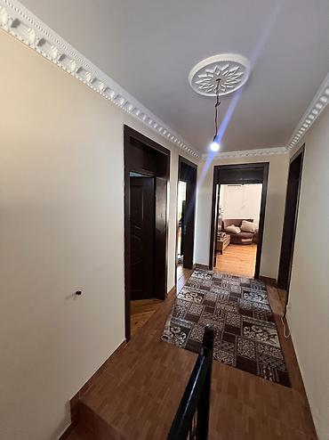 gence emlak ev: 3 otaqlı, 90 kv. m — 10