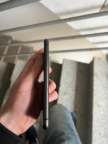 11 sade: IPhone 11, 64 GB, Qara, Face ID — 3