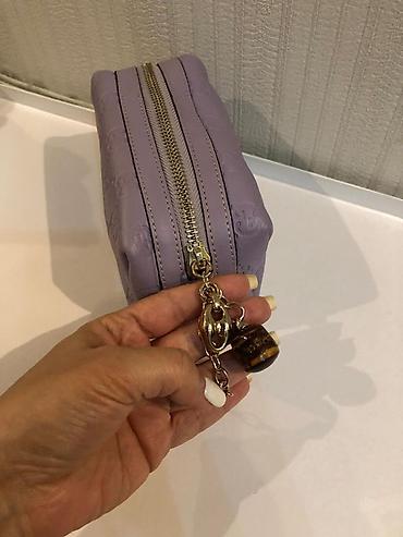 koja pencek: Gucci büzməli loqolu kosmetik çanta - Rəng: bənövşəyi/lilac - — 7