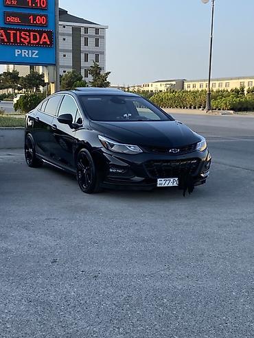 park masin: Chevrolet Cruze: 1.4 l | 2018 il 221090 km Sedan — 1