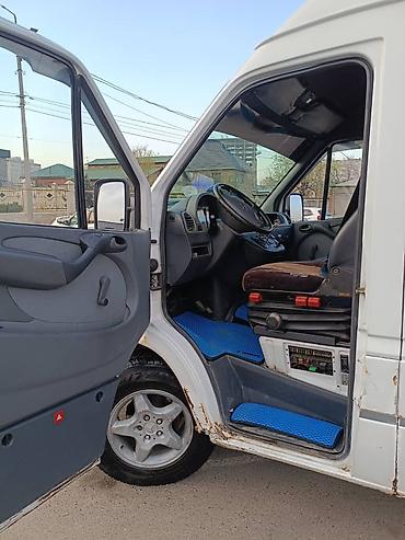 кузов 220: Mercedes-Benz Спринтер: 2000 г., 2.7 л, Автомат, Фургон — 2