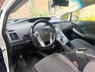 Toyota: Toyota Prius: 2015 г., 1.8 л, Гибрид, Хэтчбэк — 8