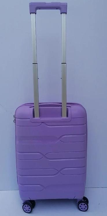 Putni koferi i torbe: Tvrdi kofer na točkiće – ljubičasti - Materijal: tvrda plastika (ABS — 5