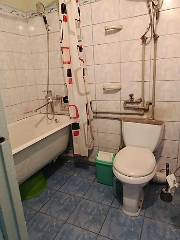 квартира 1 комнатна: 1 комната, 33 м², Ошский мкр., 104 серия, 3 этаж — 3
