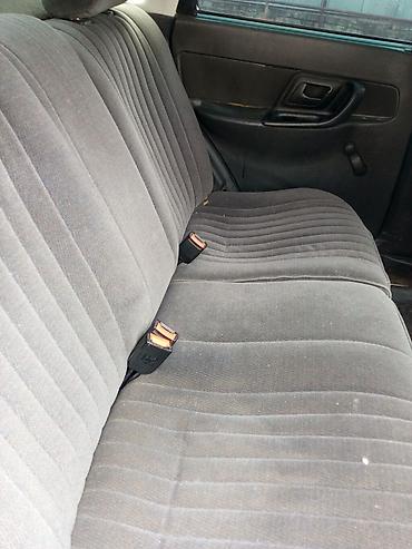 qolf 4 ehtiyyat hissələri: Volkswagen Polo sedan, ağ rəng. - Kuzov: 4 qapılı sedan, aerodinamik — 4