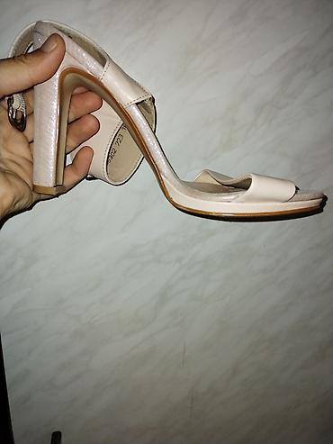 Sandale: Ženske sandale na štiklu, bež/boja kože. - Model: otvoreni prsti — 5