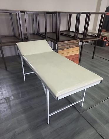 su qantel: Masaj/estetik çarpayıları – metal karkaslı, ağ rəngli, yumşaq süngərli — 4