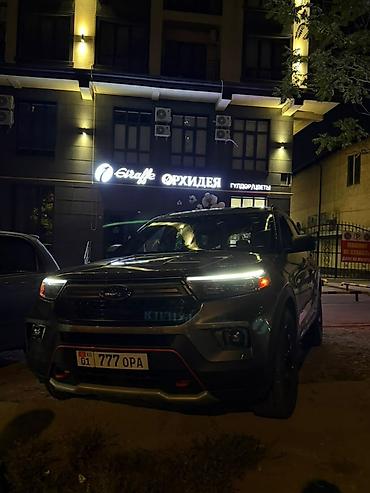 bmw x9: Ford Explorer: 2022 г., Автомат, Бензин, Кроссовер — 3