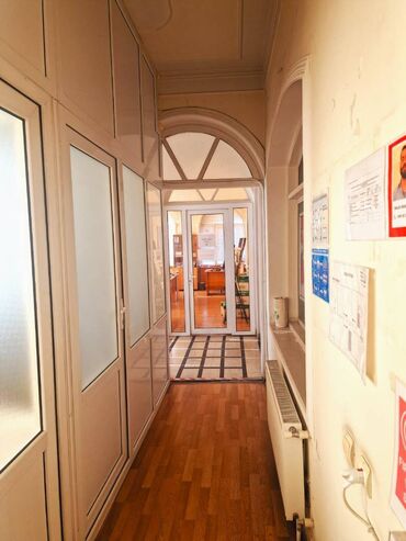 Anbar və emalatxanalar: Səbail rayonu, Badamdar şossesində, 1-ci massivdə əsas yolun üstündə — 13