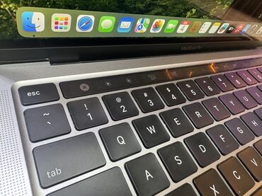 Apple MacBook: İşlənmiş Apple MacBook, 13.3 ", Apple M1 Pro, 256 GB, Ünvandan götürmə, Pulsuz çatdırılma, Ödənişli çatdırılma -da lalafo.az — 7 Apple MacBook: İşlənmiş Apple MacBook, 13.3 ", Apple M1 Pro, 256 GB, Ünvandan götürmə, Pulsuz çatdırılma, Ödənişli çatdırılma — 7