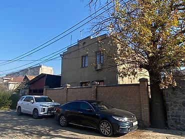 Продажа коттеджей и домов: 🏡 Продается 2-х этажный дом в престижном районе города Бишкек! — 12